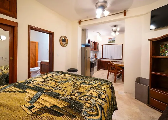 Hidden Cenote Sanctuary Sacbe - 2br On 5th Ave